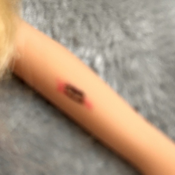 Bratz Play Sportz RC Xtreme Skateboarding Cloe Dressed Shoes Outfit & helmet - Picture 11 of 11